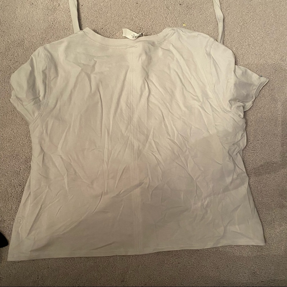 NWT Lululemon Time to Restore T-Shirt - Picture 3 of 4